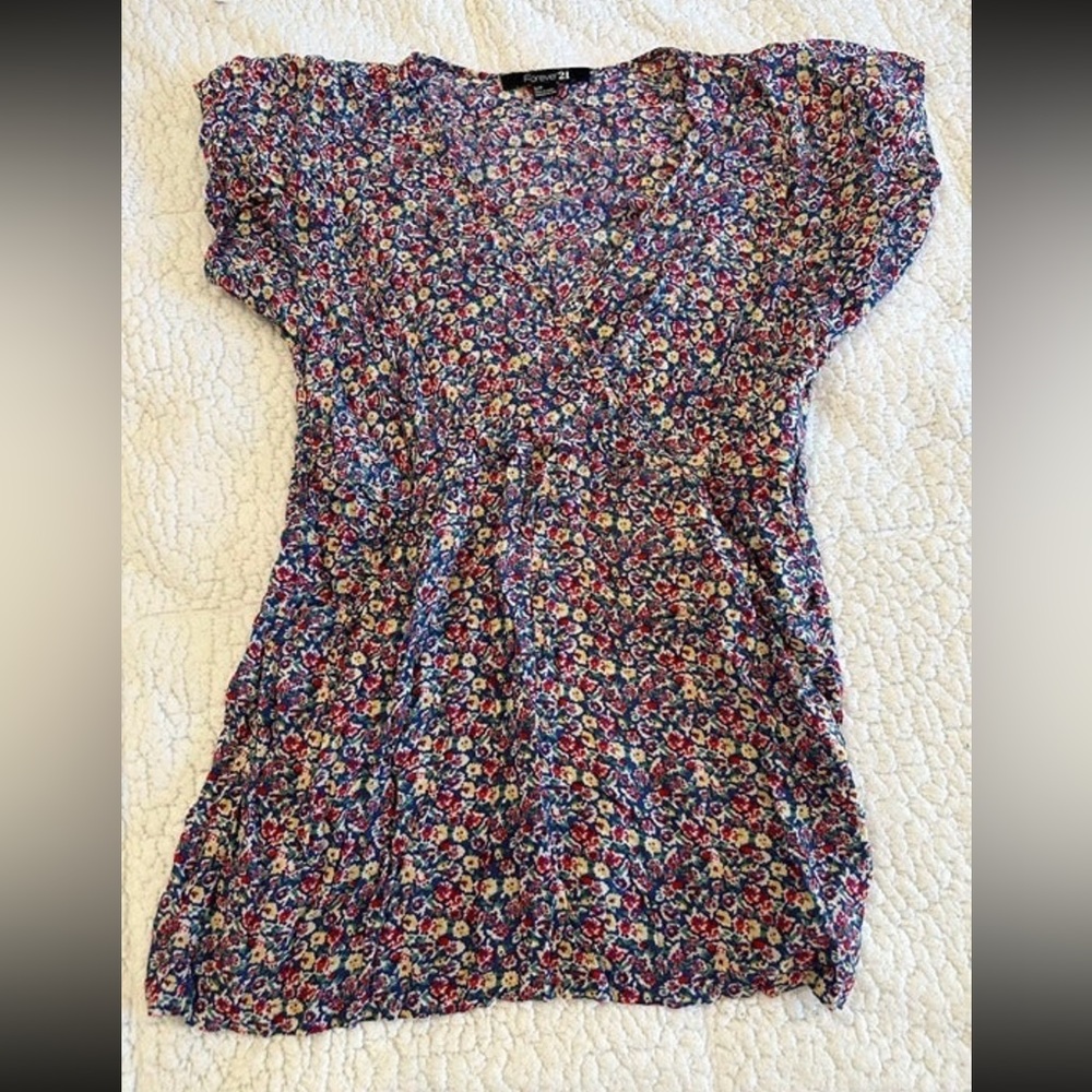 I need this dress ISO this floral mini old dress from forever 21!!
